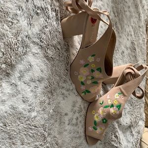 Brand new size 10 ( fits smaller) sandals